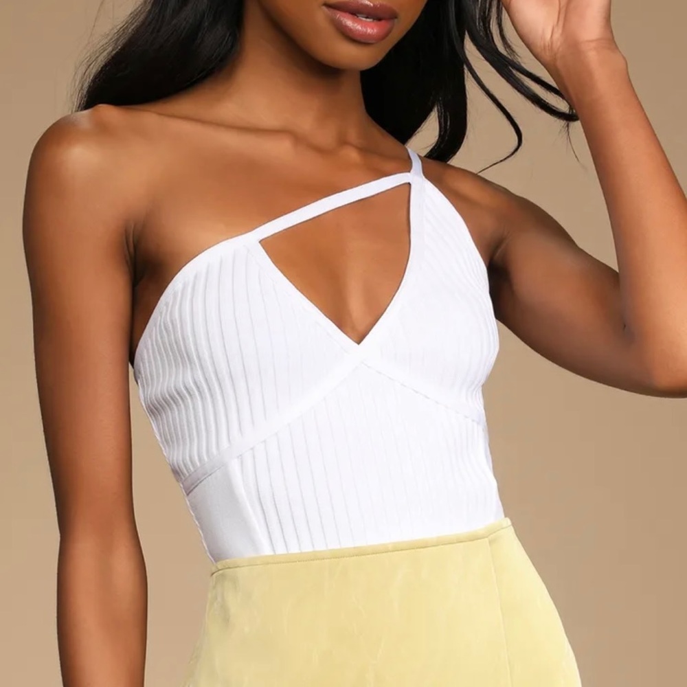 Lulus Flirtatious Ways White Asymmetrical One-Shoulder Bodysuit